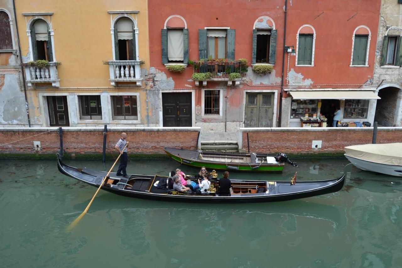 Suite In Venice Ai Carmini Екстер'єр фото